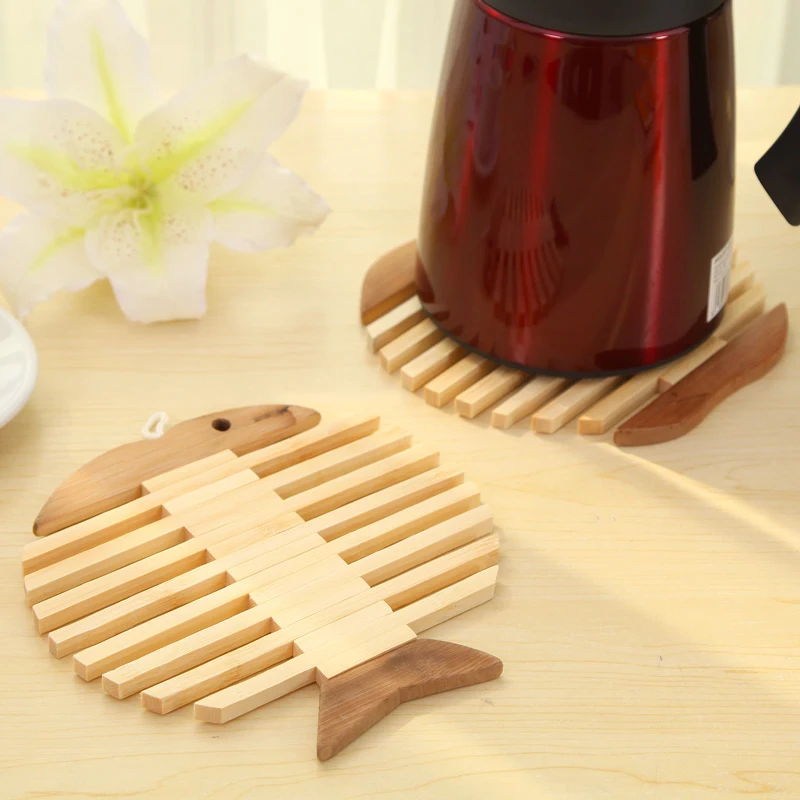 Mat Q exquisite bamboo bowl kitchen pad Apple fish type coasters cup holder insulated against hot tea pot mat | Дом и сад