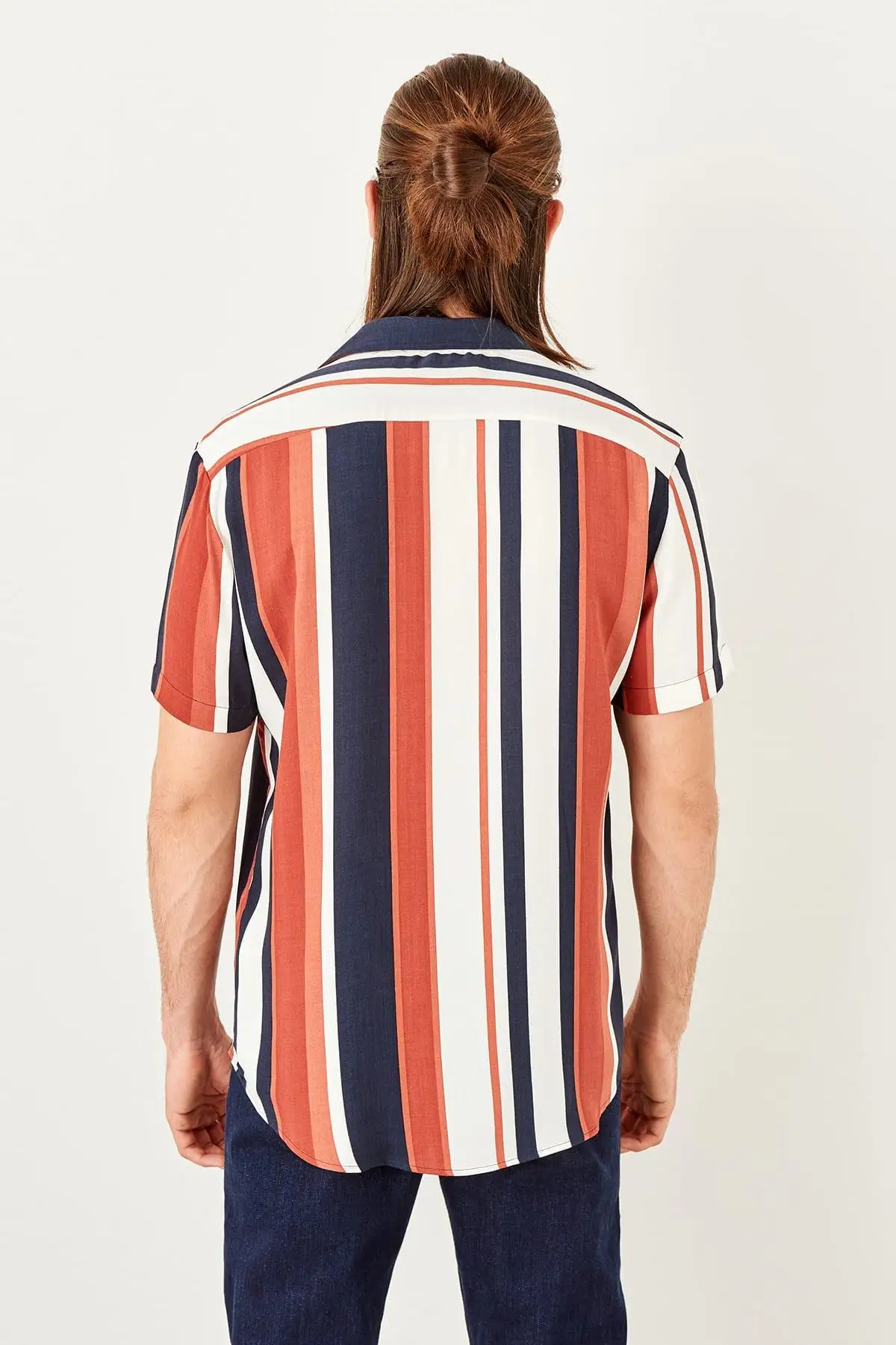 Trendyol белая мужская полосатая рубашка с коротким рукавом TMNSS19RM0053 |