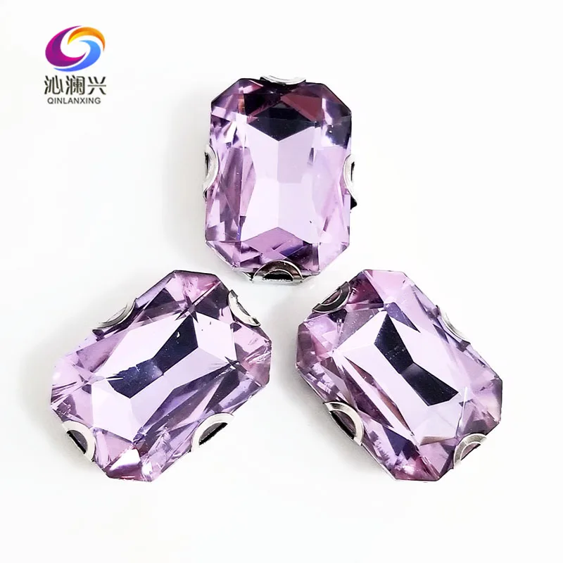 Кристально фиолетовый прямоугольный восьмиугольный стеклянный кристалл