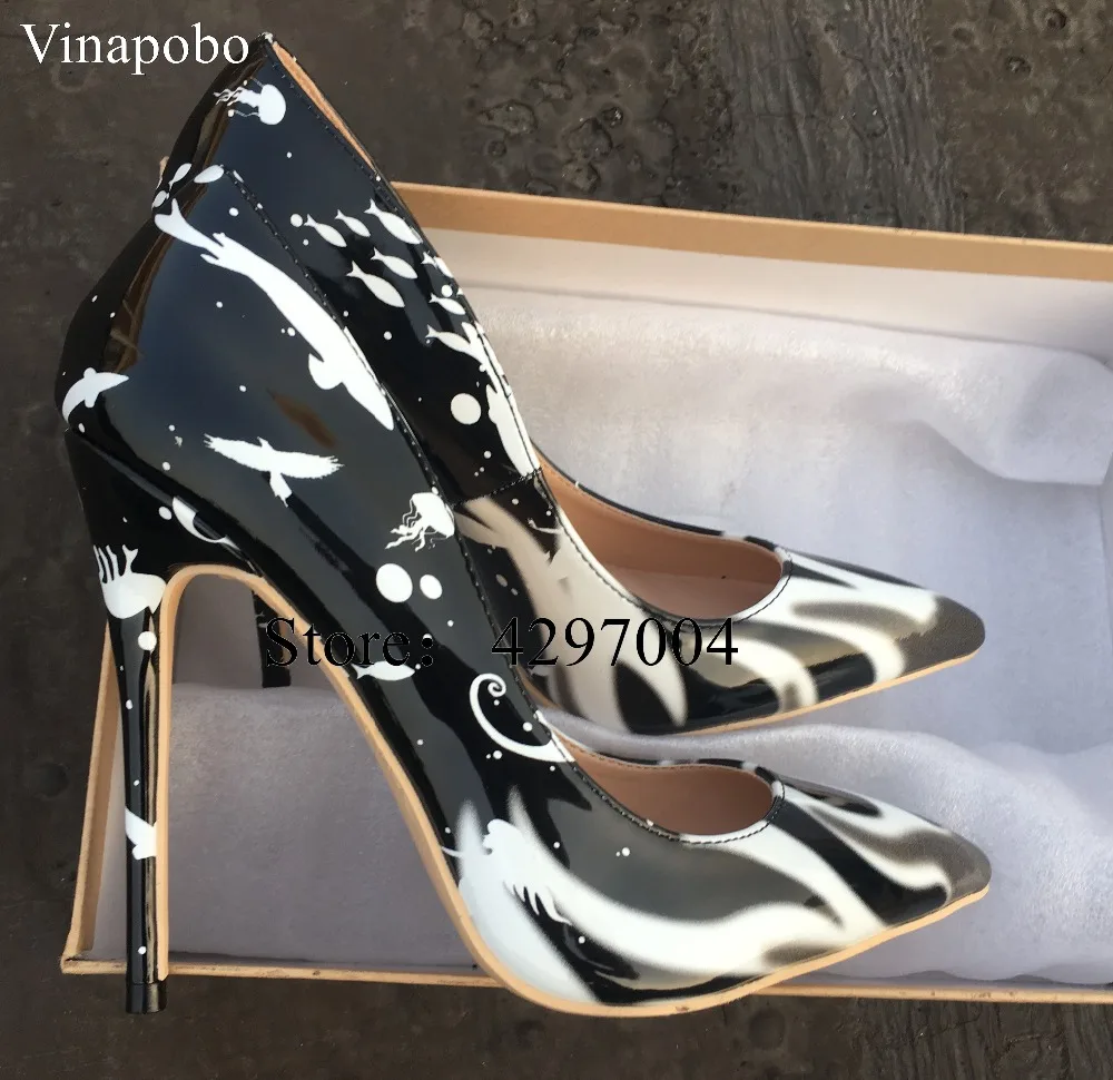 Женские туфли-лодочки на шпильке 10/8 см с цветочным принтом | Обувь