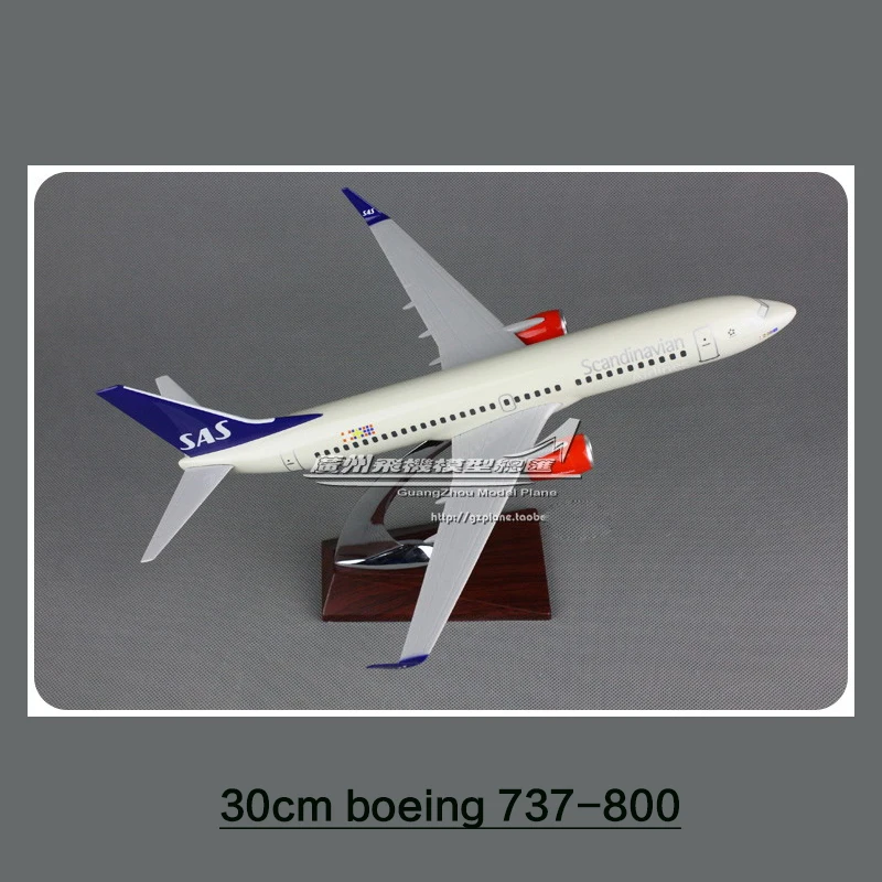 Модель самолета A330 Северные европейские авиакомпании металлическая модель 16 см