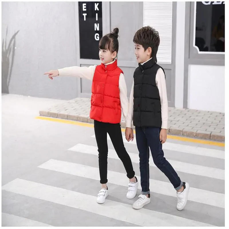 Детский пуховой жилет весна 2018 теплый спортивный для мальчиков и девочек яркий