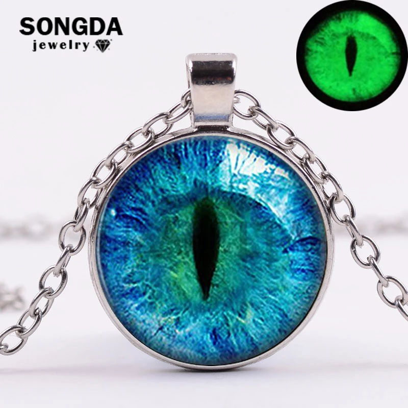 New Blue Cat Dragon Eyes Necklace Shines Glow in the Dark Fluorescent Animal Eye Round Gem Pendant Chain Necklaces Jewelry Gifts