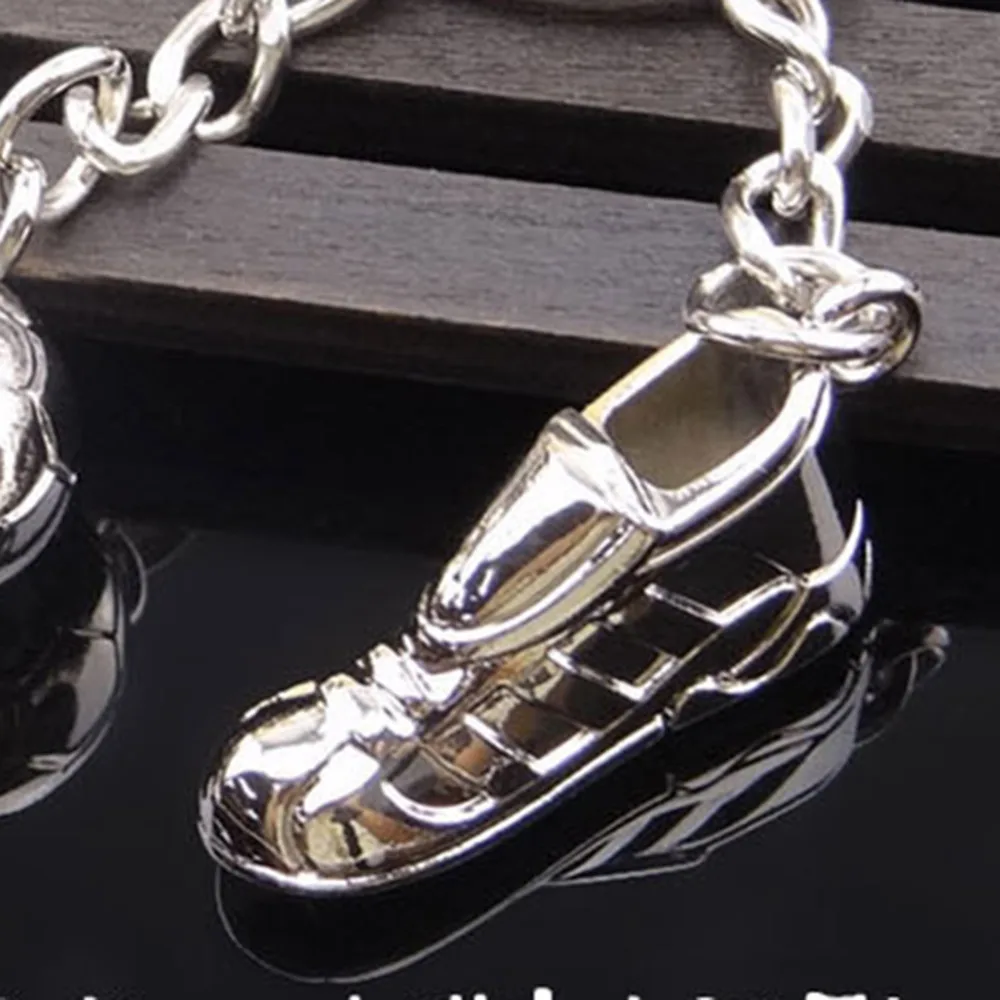 

(10pcs/lot)2018Russia World Cup Creative Metal Theme Keychain Ornament Pendant Football Chain Little Gifts for Football Fans