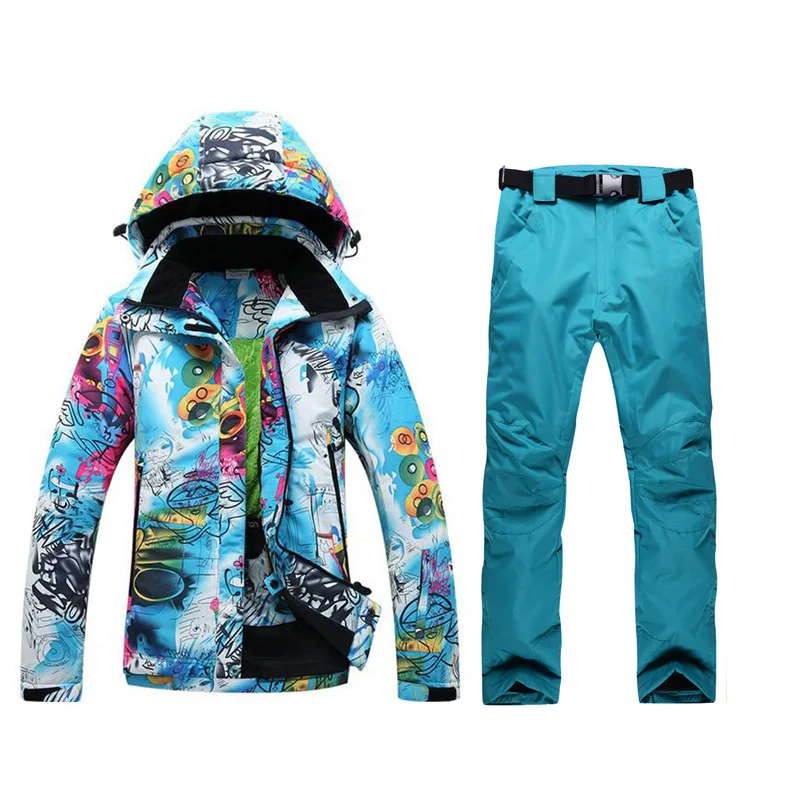 Женский лыжный костюм зимний теплый яркий комплект с ветрозащитной и