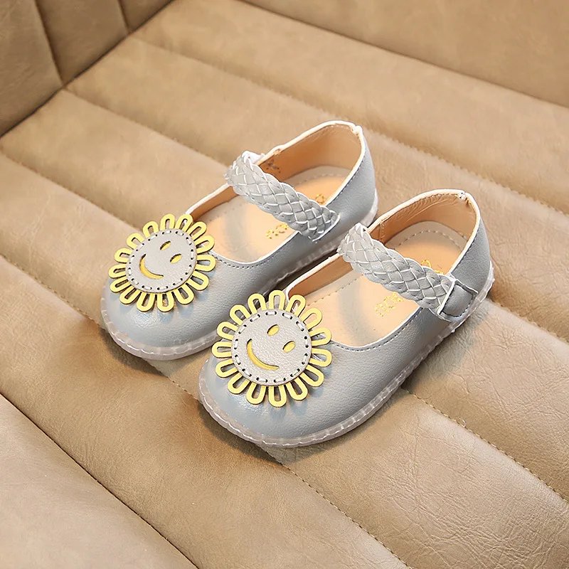 Кожаная обувь для девочек вечерние туфли с цветами принцессы детей детская на