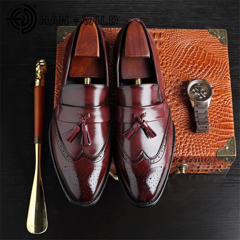 

Size 37-48 Fashion Men Dress Shoes Pointed Toe Oxfords Shoes For Men Brogue Shoes Tassel Flats Luxury Men Formal Shoes 2019
