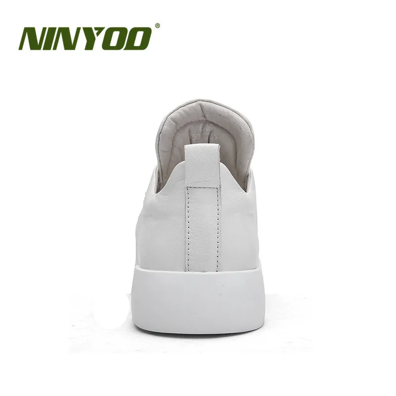 Мужские кроссовки на платформе NINYOO белые из натуральной кожи шнурках большие