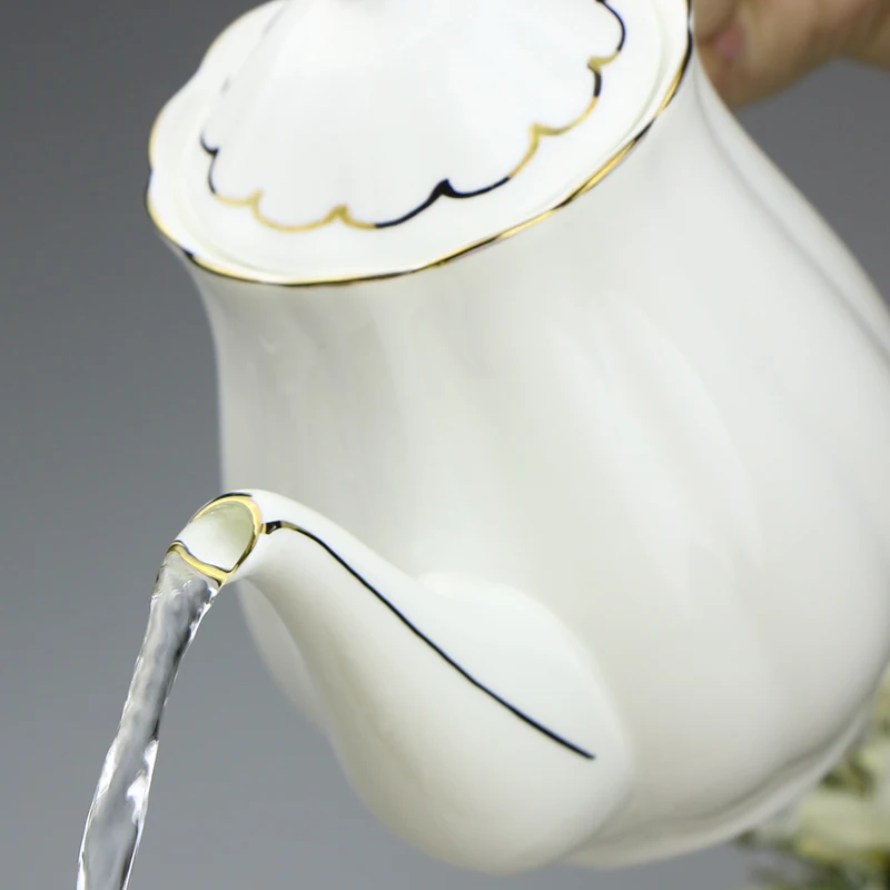 900ml European Style Coffee Milk Pot Ceramic Bone china Golden Rim Big Capacity Water Pots Drinkware Afternoon Tea Handle Kettle | Дом и сад