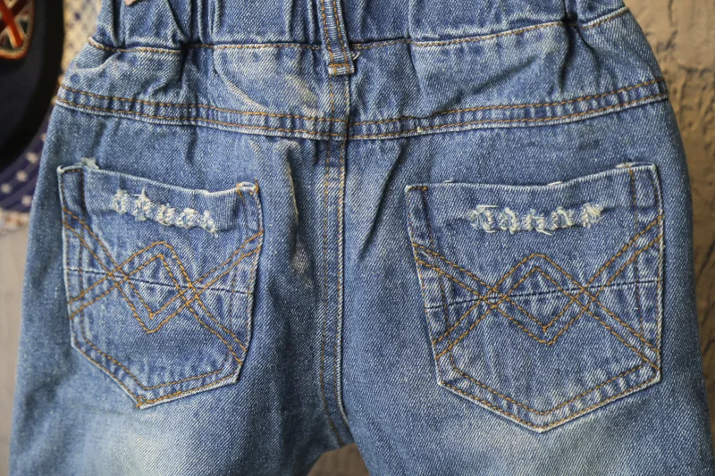 Новинка 2017 детские джинсы штаны для мальчиков и девочек 2-6 лет рваные брюки