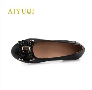 black AIYUQI/ г. Новая весенняя женская обувь из натуральной кожи Удобные женские мокасины с бантом размера плюс 41,#42,#43 повседневная женская обувь - Цвет: black