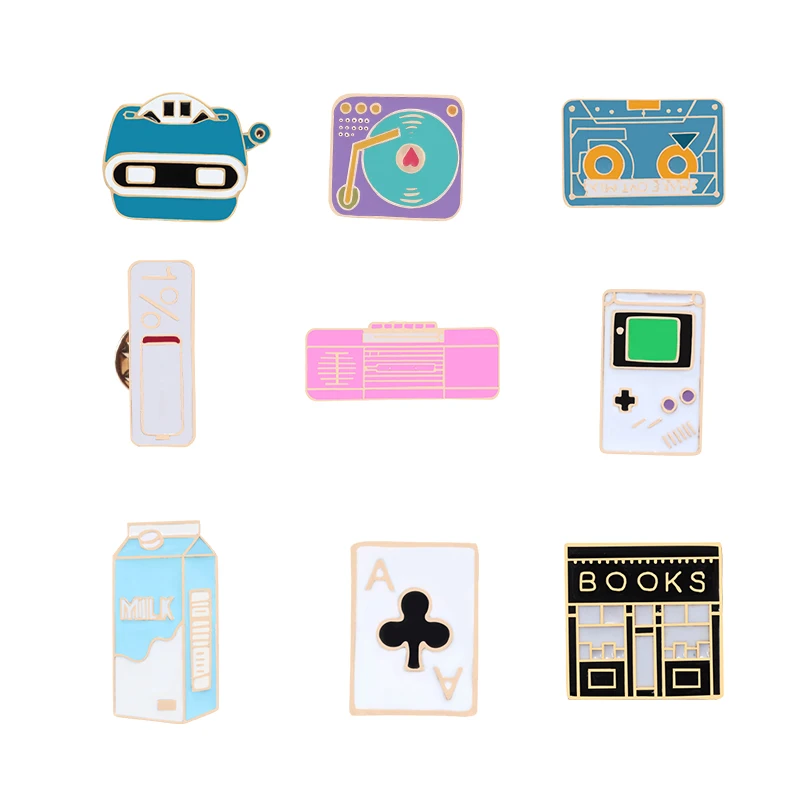 

Creative 1% Power Battery CD Poker Game Machine Metal Brooch Radio Milk Enamel Lapel Pin Collar Button Badges Pins Jewelry Gifts