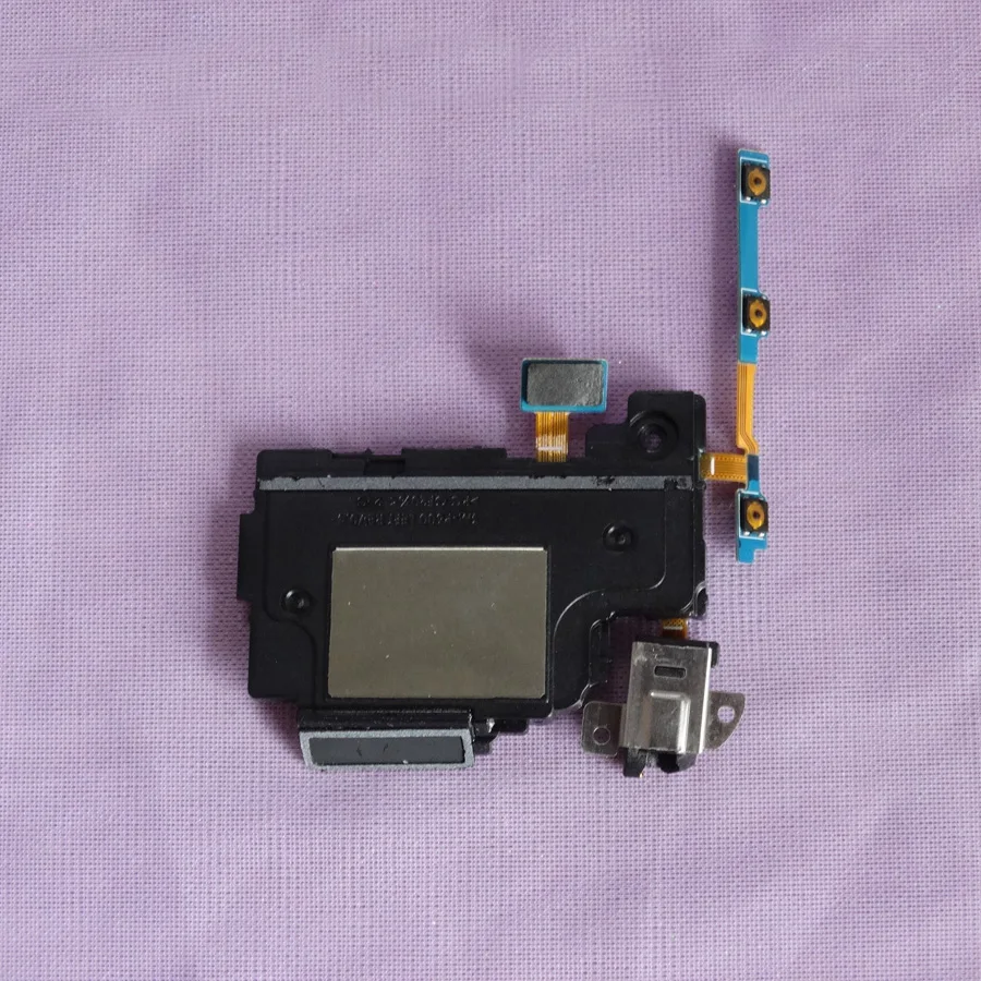 Кнопка включения и выключения звука разъем для наушников громкоговоритель