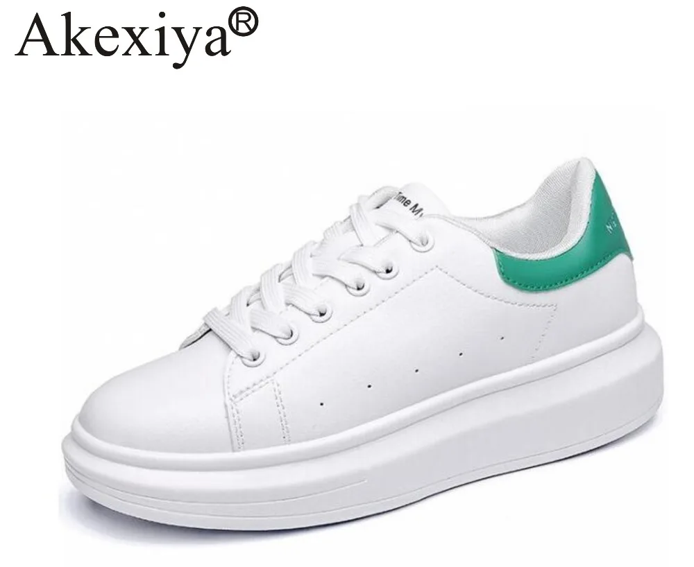Akexiya/ботильоны на платформе белого цвета Для женщин Кроссовки танкетке Невидимый
