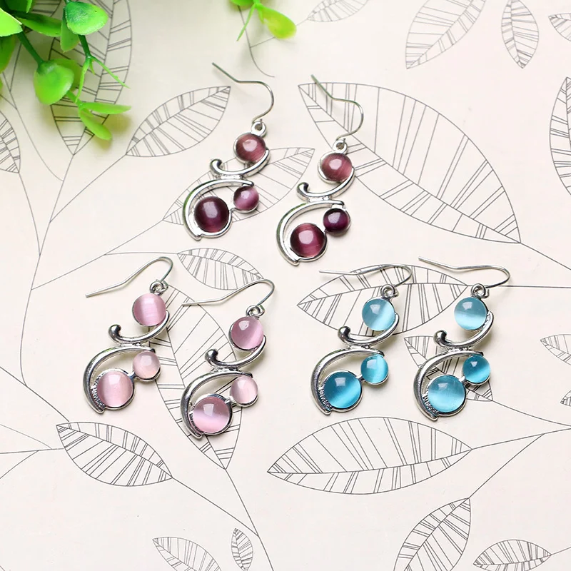 

LUBOV 2018 Summer Classic Round Cat's Eye Earrings Fashion Jewelry For woman Christmas party earrings 3 Colors
