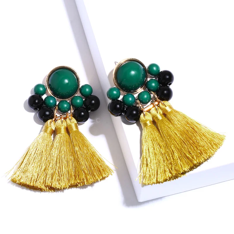 Женские винтажные серьги подвески FLOLA Boho красные с бахромой и золотыми бусинами