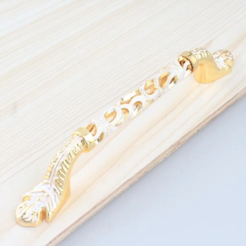 Ручка для выдвижного ящика кухонного шкафа цвет белый 96 мм 24 к золотая модная