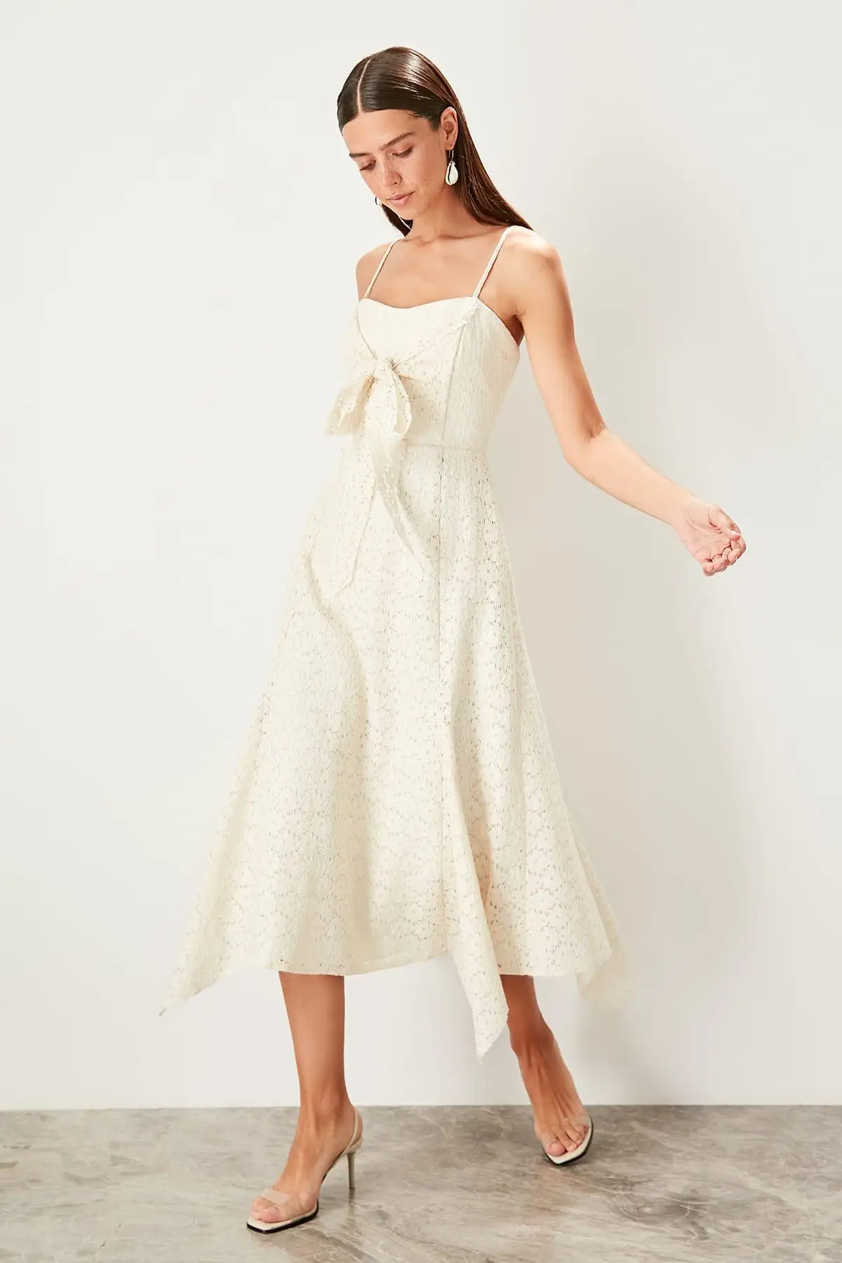 Trendyol белое платье с бантом TPRSS19UZ0069|Женские платья| |