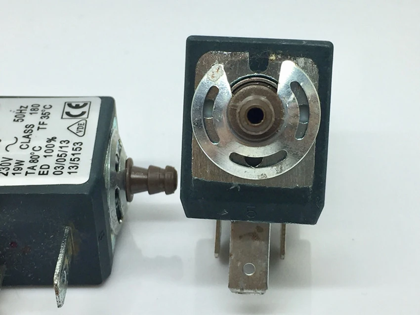 180cc/min электромагнитный насос E15 Вибрационный насос AC 220V 50HZ 19W самовсасывающий насос для паровых продуктов, стерилизатор, нано-спрей