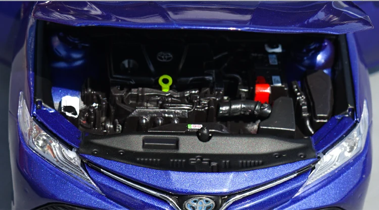 Изысканный 1:18 Toyota восьмого поколения Camry спортивная версия модели сплава автомобиля, коллекционная машинка Модель украшения