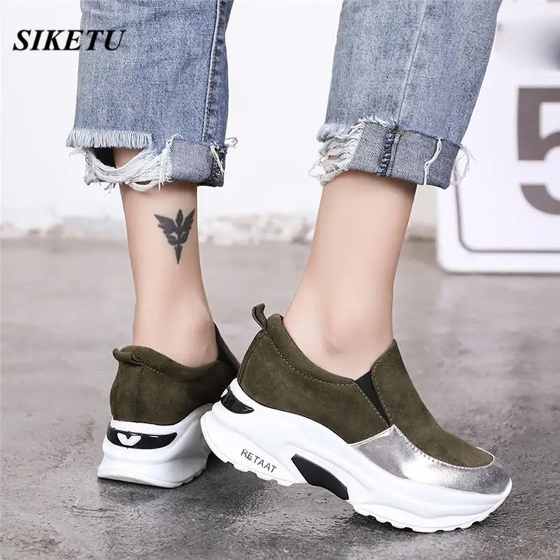 Повседневная женская обувь увеличивающая рост на платформе с закругленным