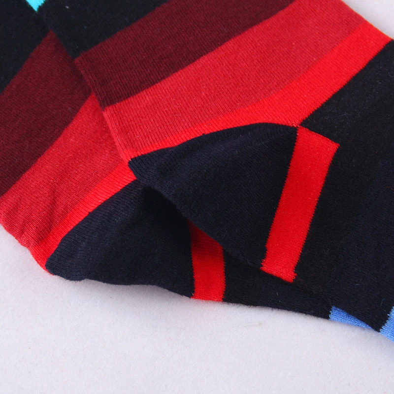 Moda sockmark бренд 2020 мода длинные носки Мужчины чесаный хлопок Новые цветные