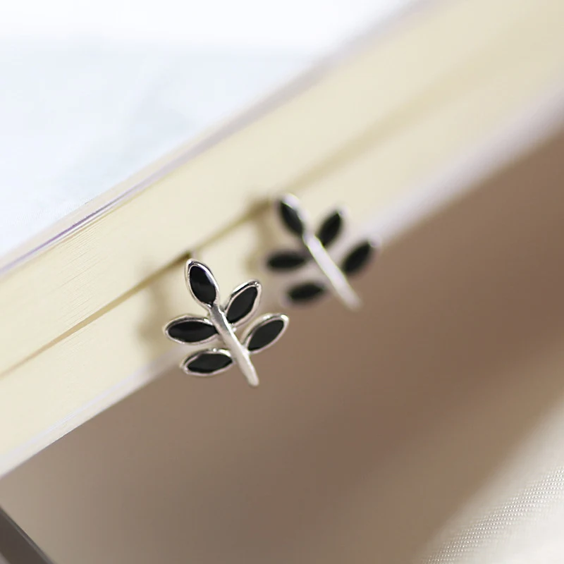 

Серьги-гвоздики с глазурными листьями s925 pure sv, универсальные элегантные женские серьги