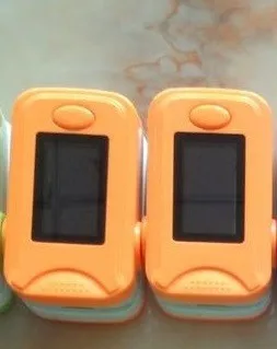 Free shipping new type fingertip pulse oximeter with alarm function |