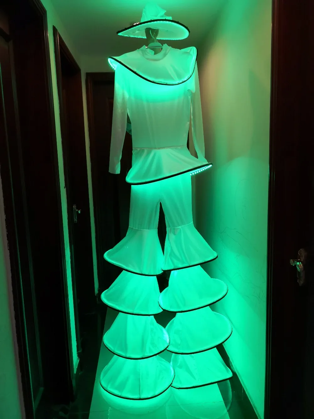 Ходунки мужские белые светодиодные платья костюм женщин LED робот сценическое