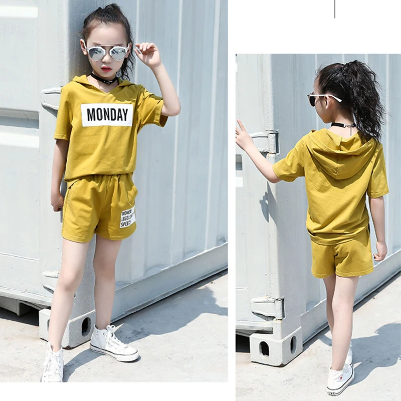 

Girls Clothes New Summer 2018 Girls Clothing Sets Kids Hooded Clothes Letters Girl Shirts+Shorts Clothing Sets 3-13 Years XL722