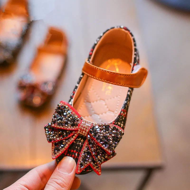 Детская обувь на плоской подошве новинка весны 2018 туфли принцессы с бантом и