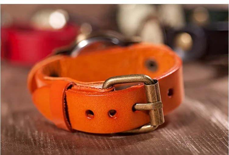 Free Shipping 2013 early summer new!Simple retro wholesale personalized leather table multi-color optional neutral jewelry gift |