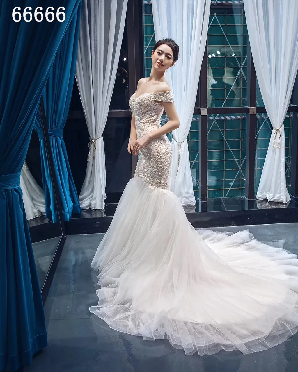 

Custom Made Slim Amazing Beading Lace Backless Full Fishable Bridal Wedding Gown 2019 Mermaid Wedding Dresses