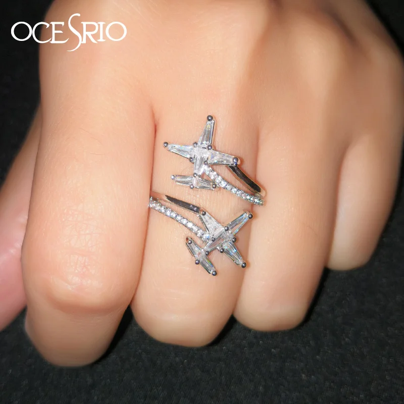 Женское кольцо с фигурой самолета OCESRIO изящное фианитом серебряного цвета