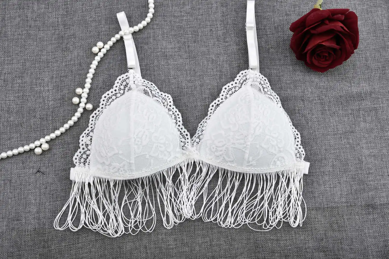 

Кружевное сексуальное женское нижнее белье на бретельках, кружевной бюстгальтер без косточек, мягкие бюстгальтеры, одежда для сна, бюстгал...