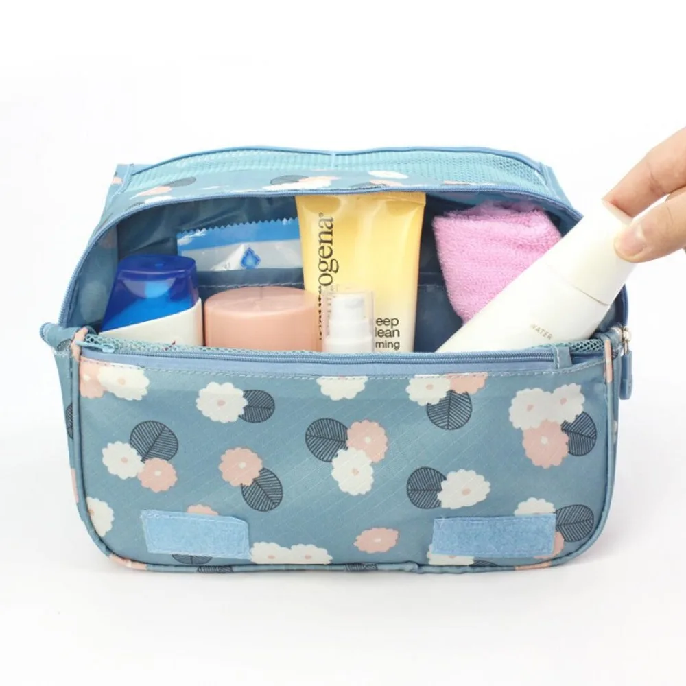 Вместительная дорожная сумка для хранения косметики портативная маленькая