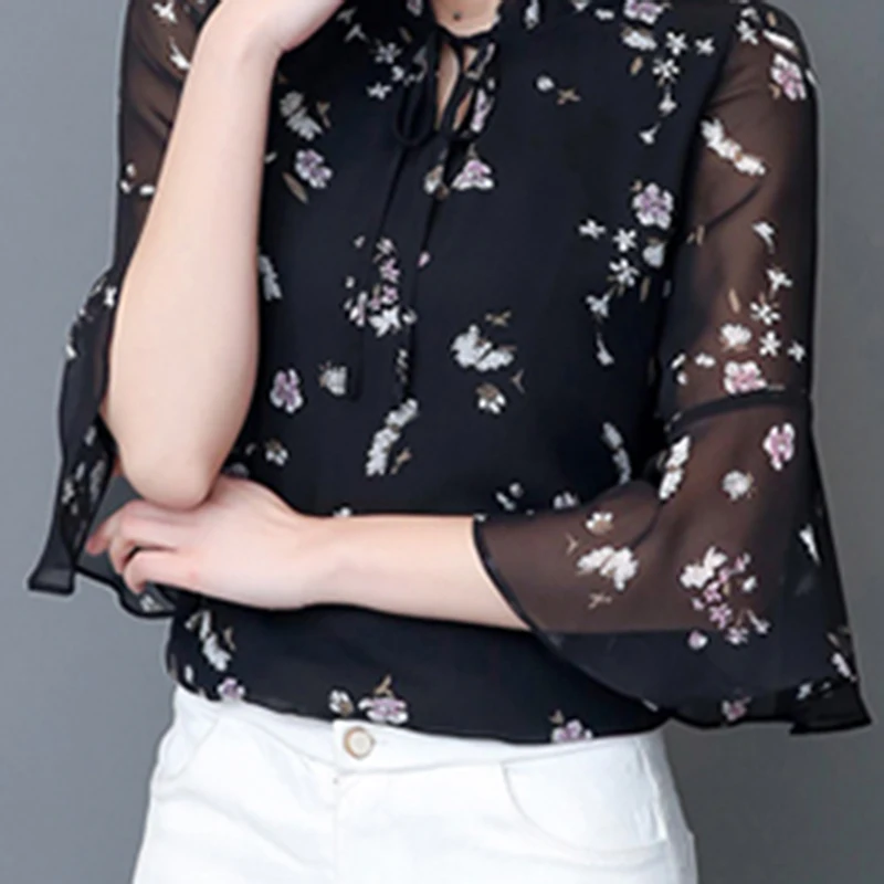 Летняя женская блузка с цветочным принтом рубашка расклешенными рукавами