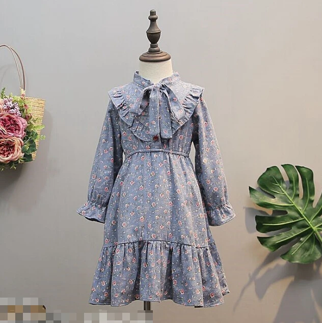 2018 wholesale Autumn Girls 90-140 children clothes 3 colors Korean version Western style Floral princess dress Y2900  Детская