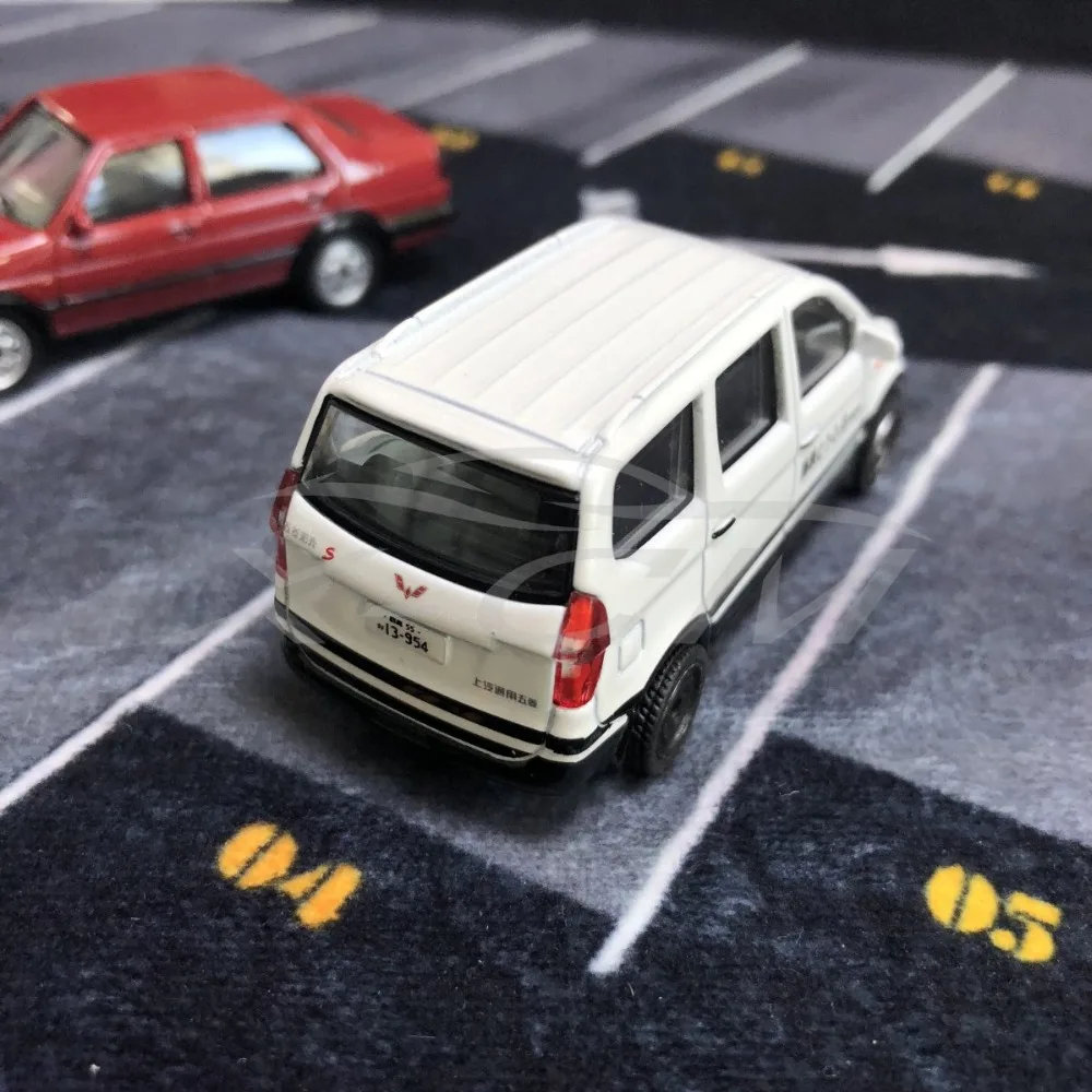 Игрушечный автомобиль XCARTOYS Wuling TengYuan Tofu магазин длина 7-8 см 1:64 (металлические и