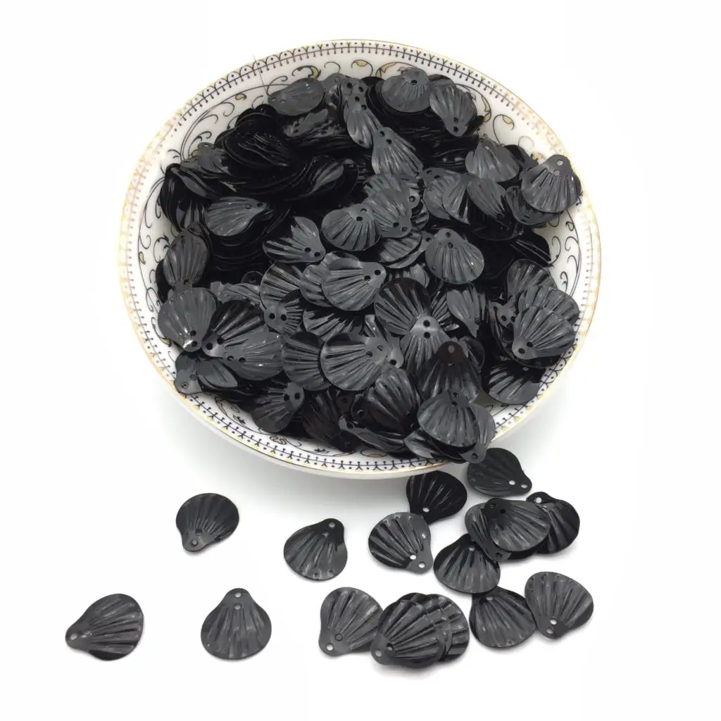 

50g 18mm Shell Sequins Loose PVC Paillettes for Crafts Children Sewing DIY Dress Clothing Accessories Black Confetti Spangles