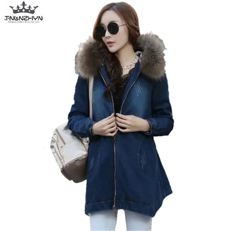 

2019 New Winter Women lambs Wool Jean Coat Super Warm Fur Collar Hooded Jeans Coat Thick Warm Denim Jacket Outerwear Y424