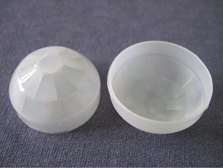 

#QIO-28 High quality Fresnel Lens , Sensitive angle 120, PE materials, Diameter: 28mm, Height: 15mm, Focal length 15mm