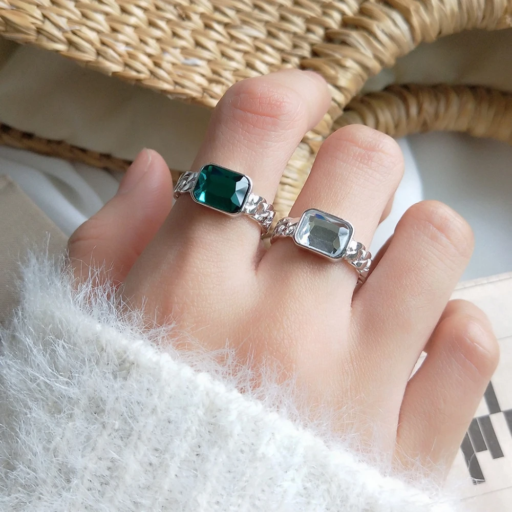 

Женское плетеное кольцо с изумрудами, серебряное плетеное кольцо ручной работы с узлом, прямоугольное свадебное кольцо с прозрачными крист...