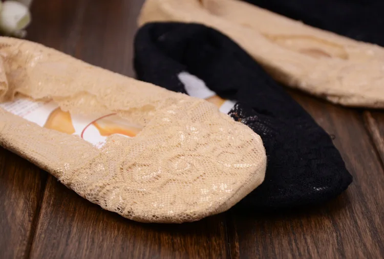 Женские короткие Нескользящие кружевные летние носки черного и бежевого цвета