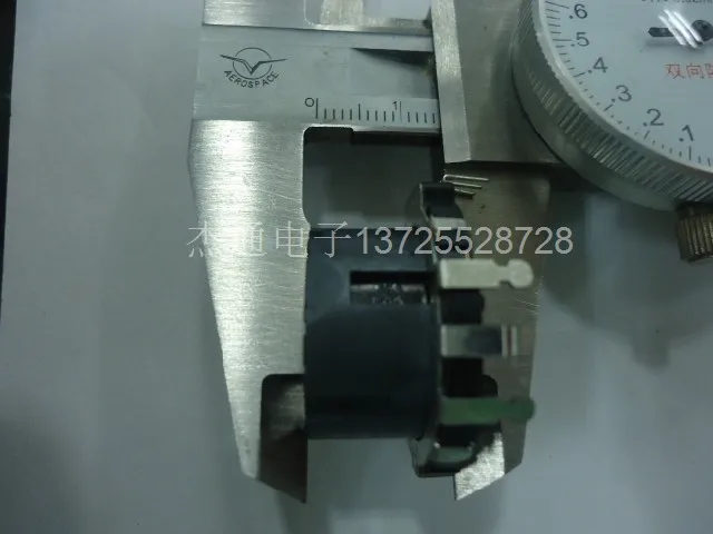 EC28A EC28A1520401 15 мм | Электроника