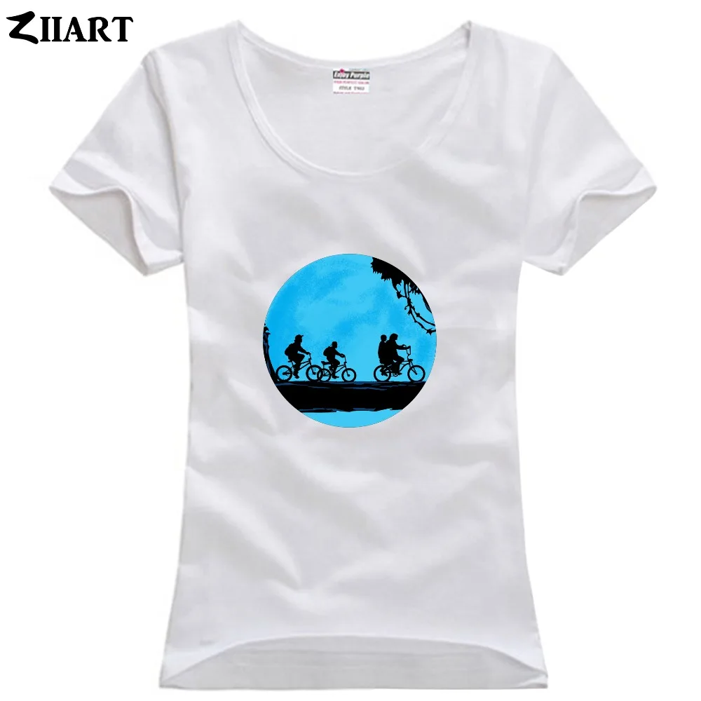 Футболка женская с круглым вырезом и коротким рукавом принтом очень странные