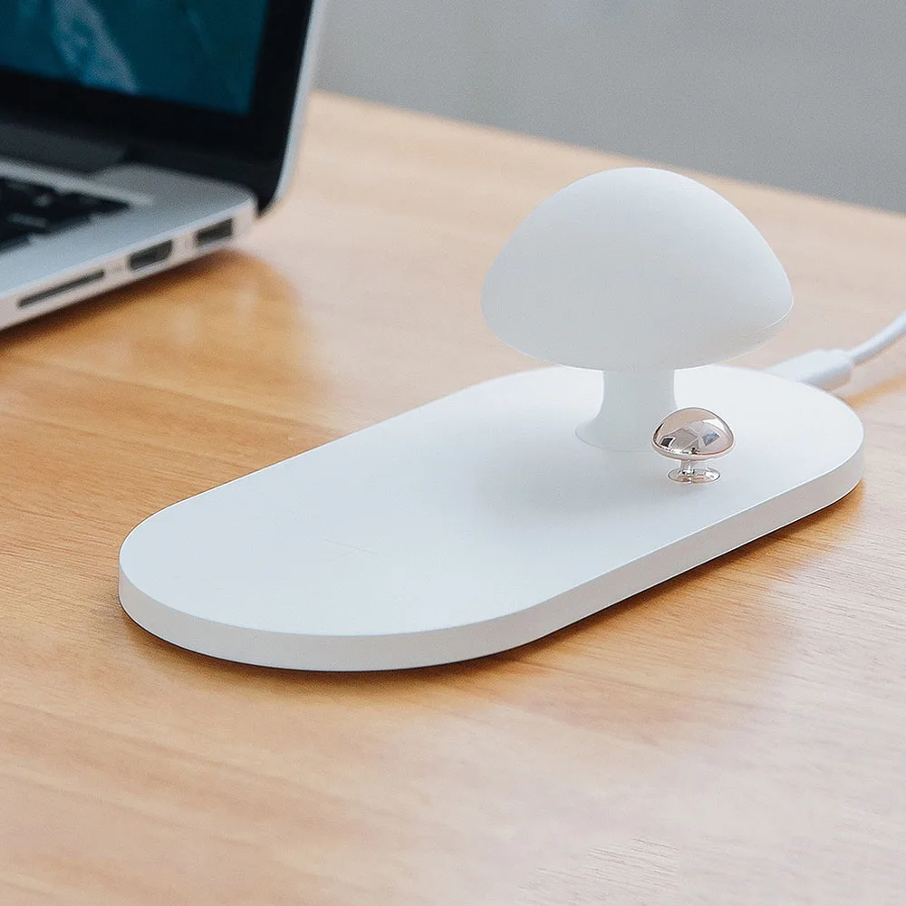 Новинка 10 Вт QI Беспроводное зарядное устройство Грибная лампа Быстрая зарядка ночной Светильник умное настольное зарядное устройство для iPhone samsung