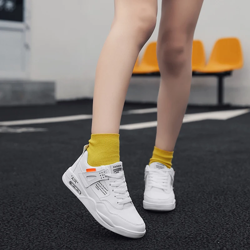 Спортивная обувь дышащие кроссовки с легкой подушкой стильные легкие