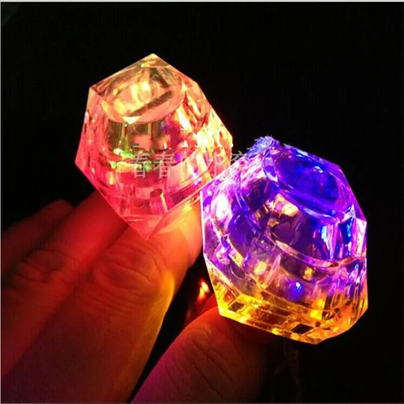 100 шт./лот светодиодные игрушки кольцо на палец с кристаллами и бриллиантами