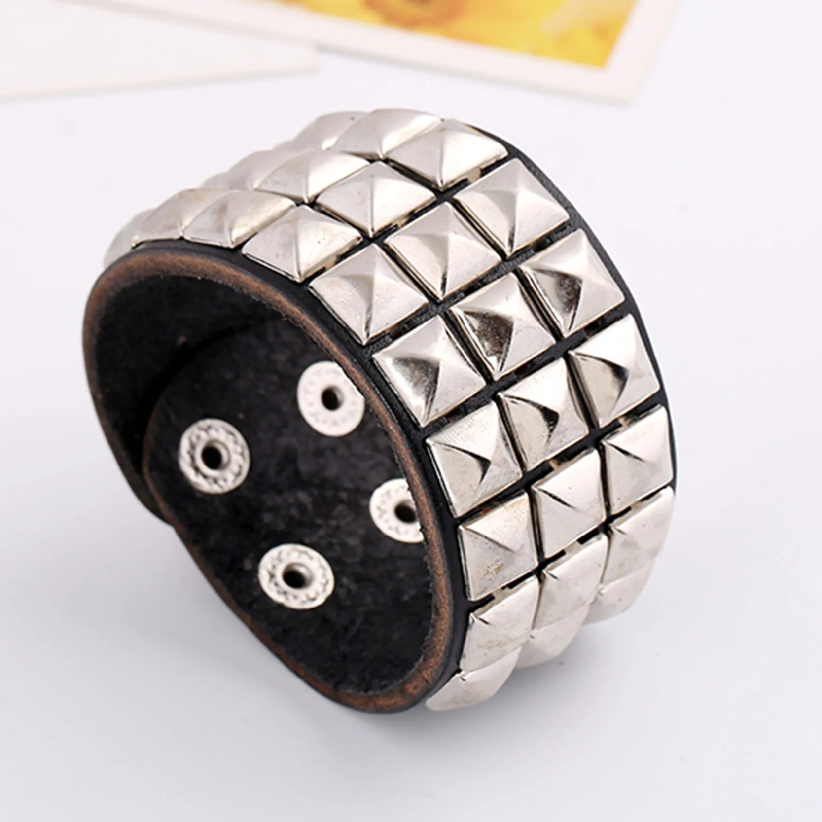 Хип-хоп шикарные заклепки-шипы шпильки Воловья кожа широкие манжеты кожаный